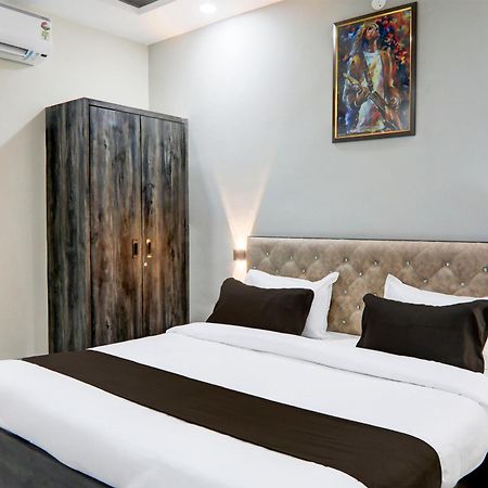 Hotel Super Townhouse Gls International à Lucknow Extérieur photo
