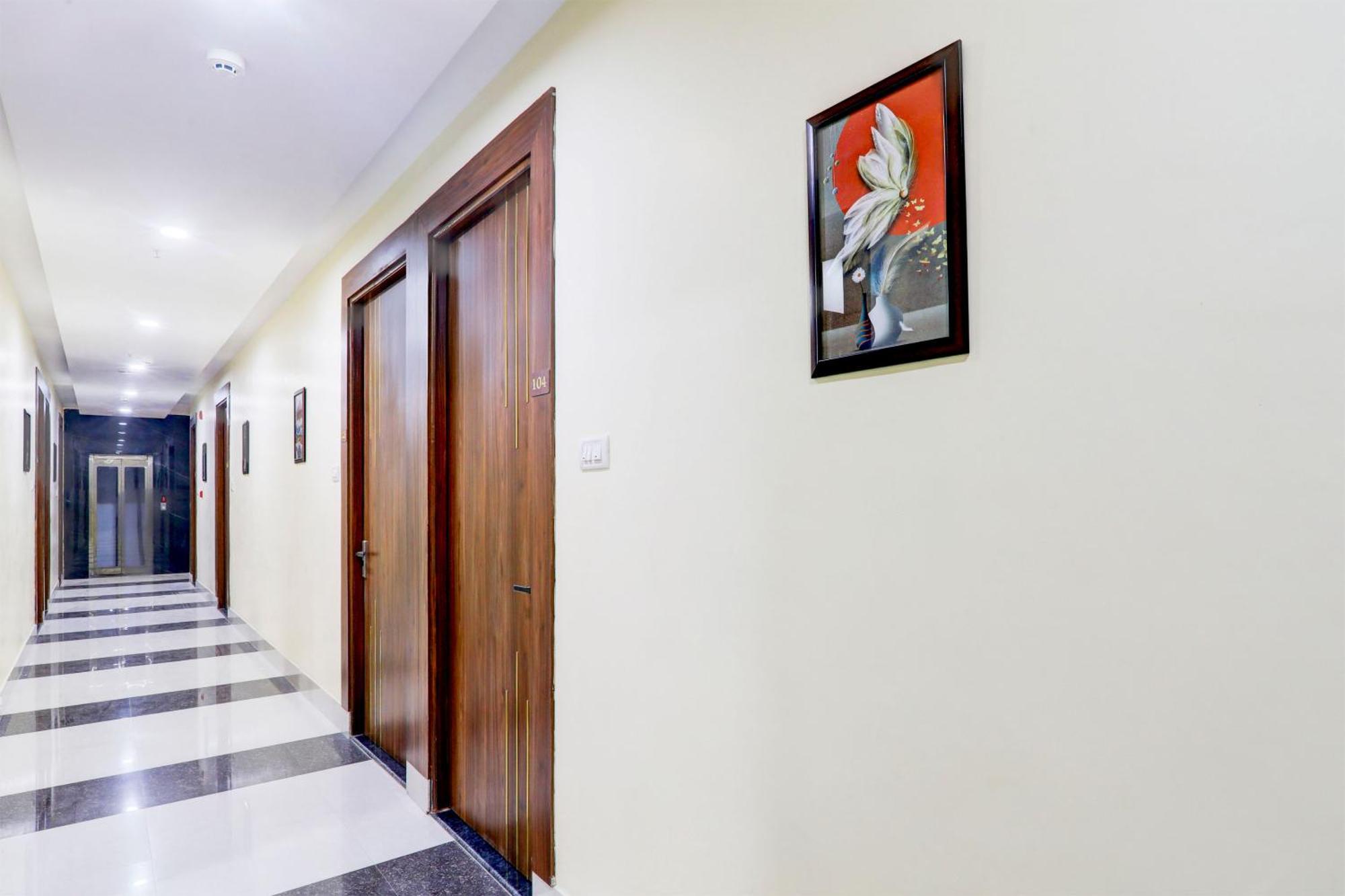 Hotel Super Townhouse Gls International à Lucknow Extérieur photo