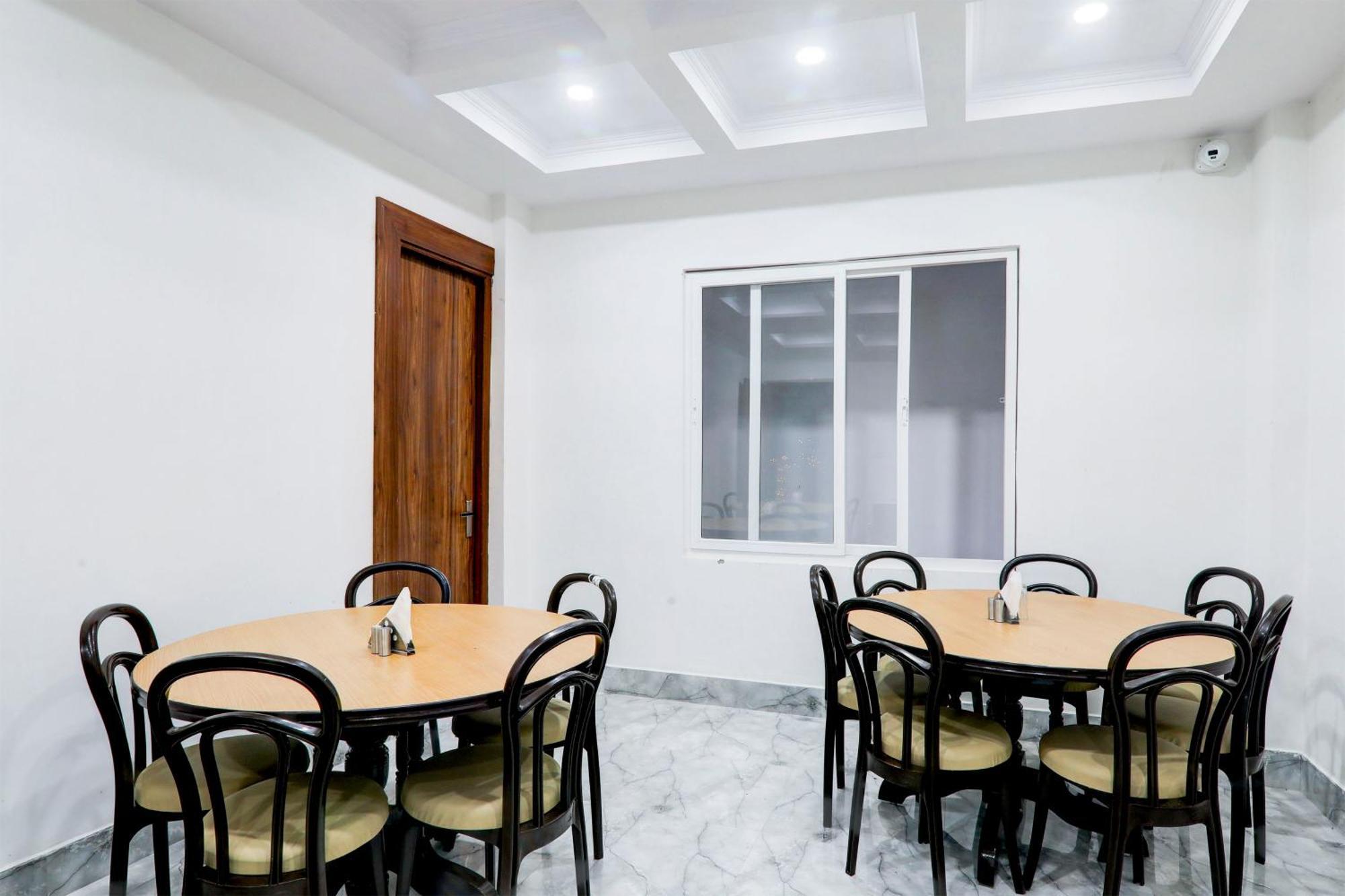 Hotel Super Townhouse Gls International à Lucknow Extérieur photo