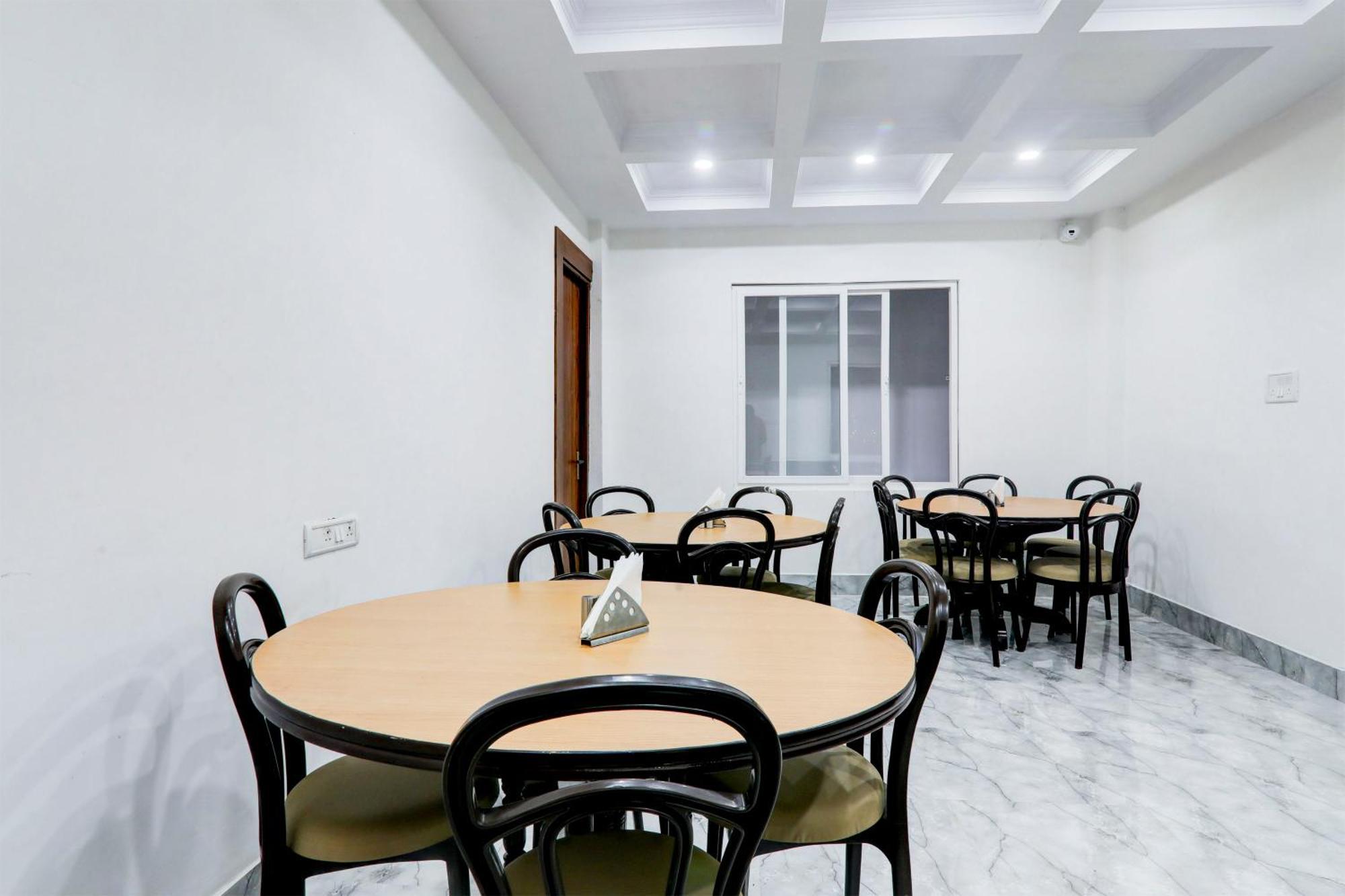 Hotel Super Townhouse Gls International à Lucknow Extérieur photo