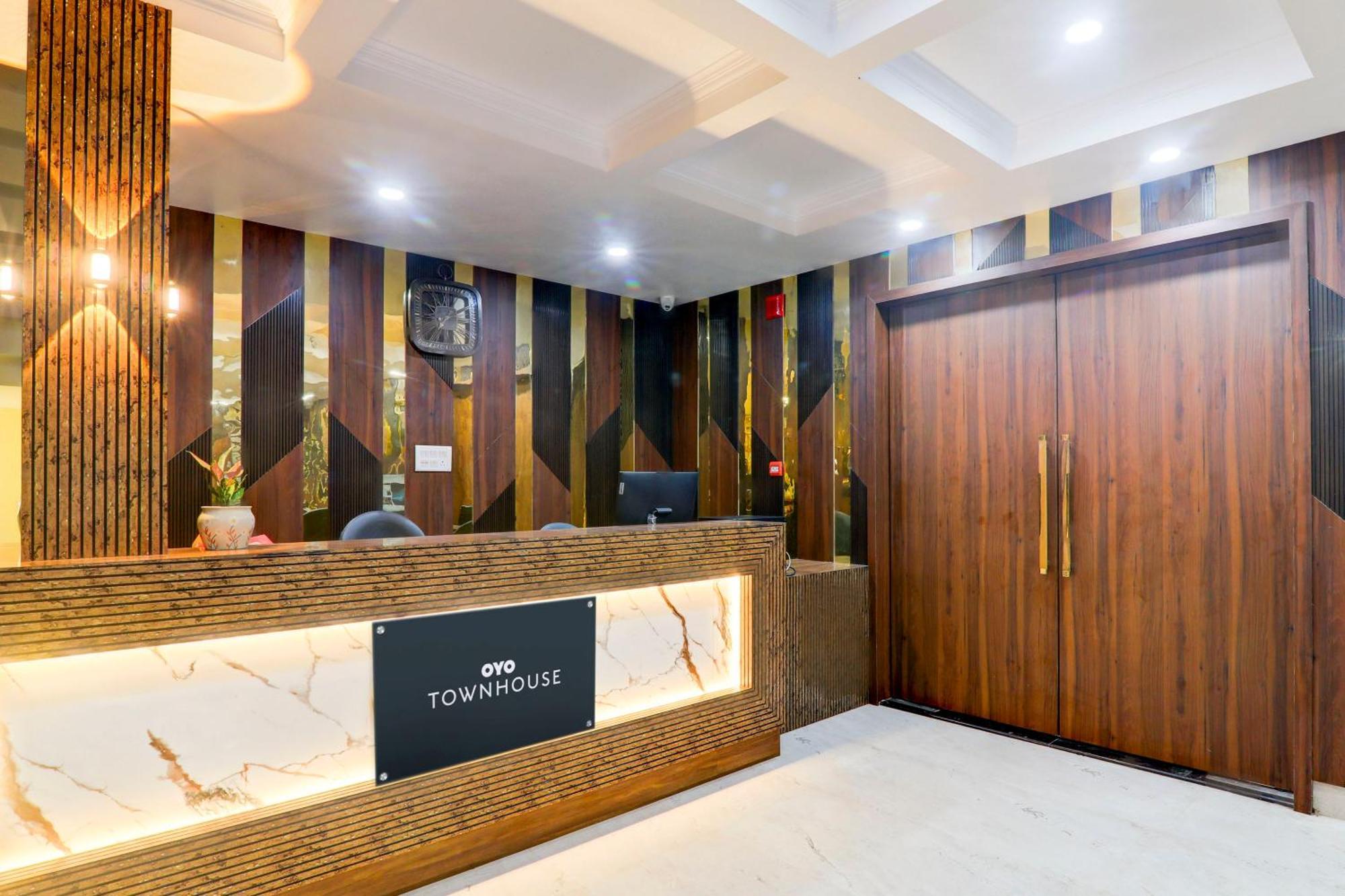 Hotel Super Townhouse Gls International à Lucknow Extérieur photo