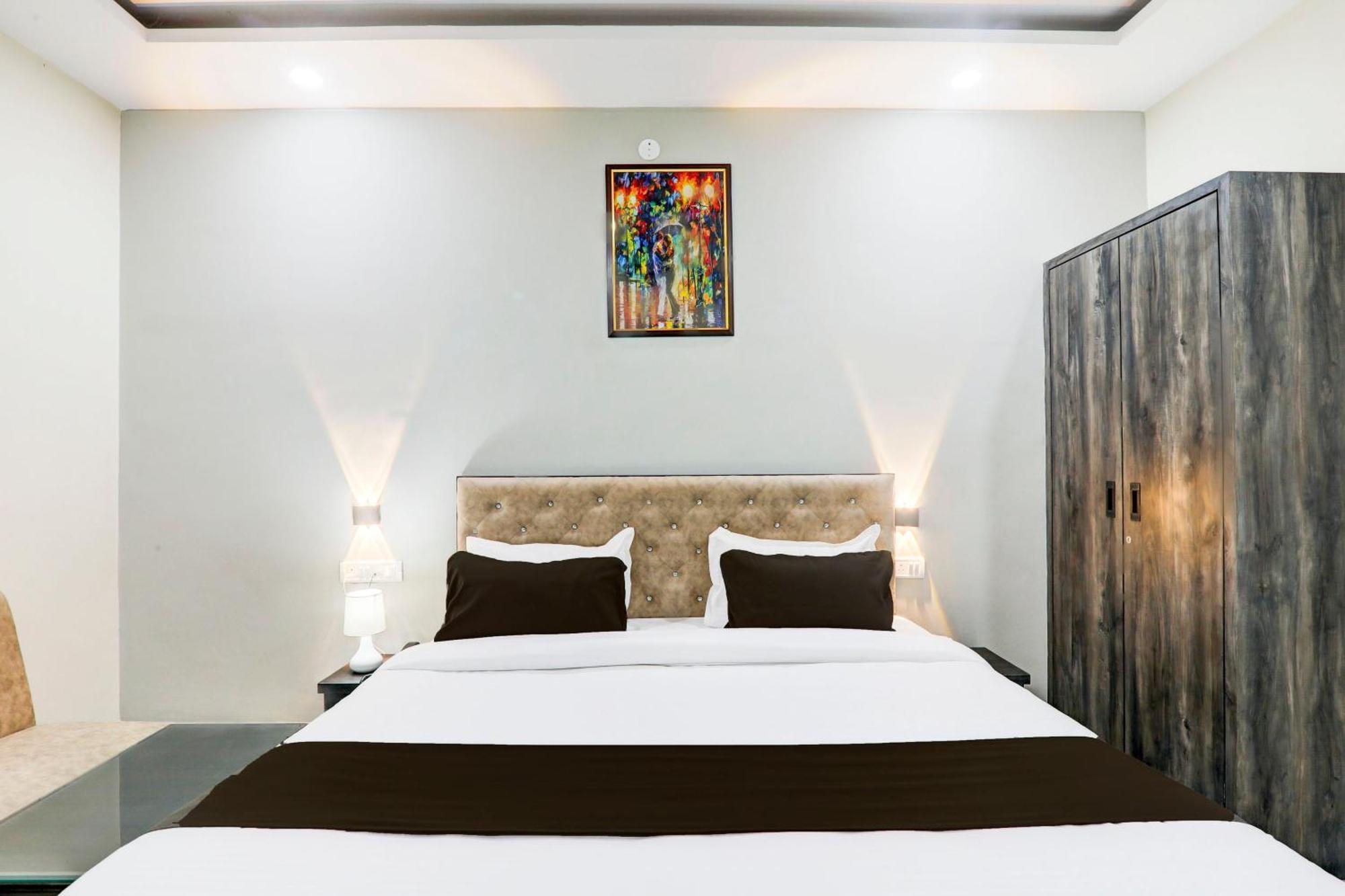 Hotel Super Townhouse Gls International à Lucknow Extérieur photo