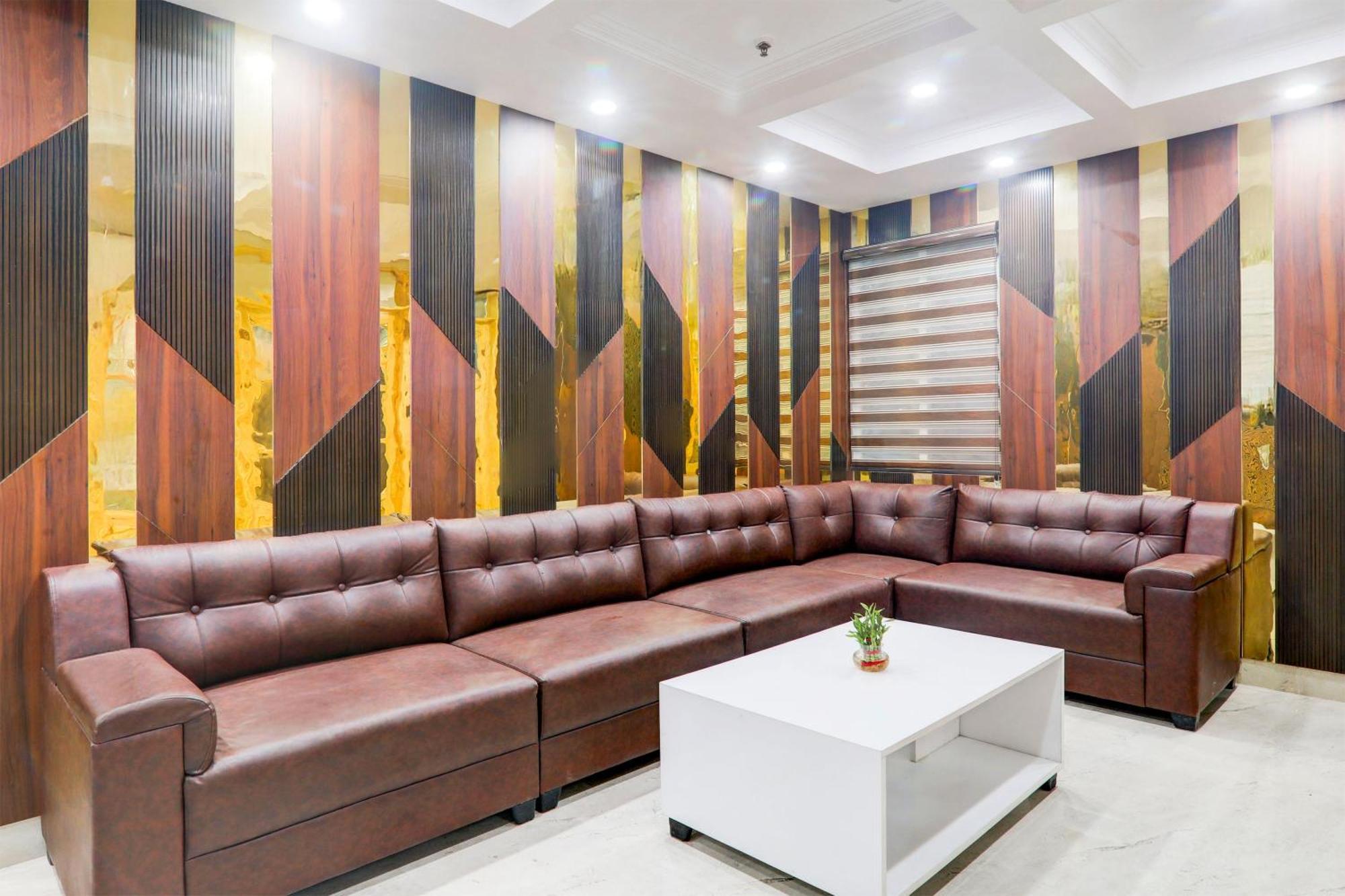 Hotel Super Townhouse Gls International à Lucknow Extérieur photo
