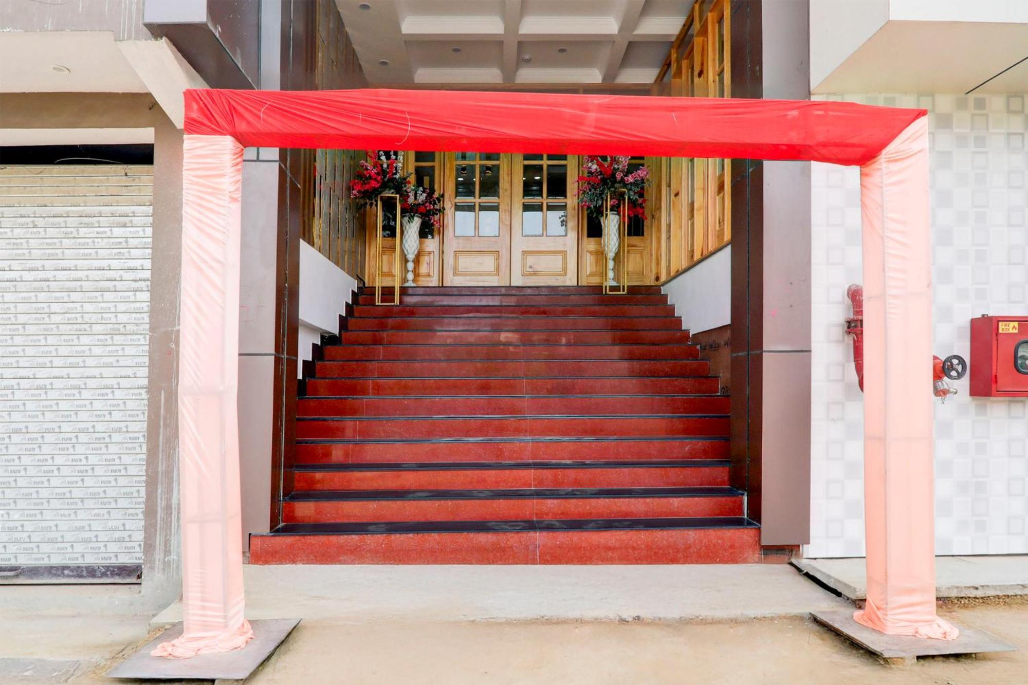 Hotel Super Townhouse Gls International à Lucknow Extérieur photo